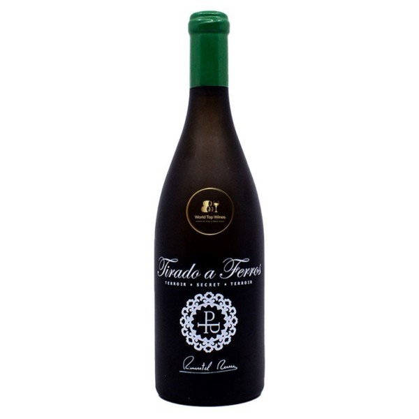 Tirado a ferros White 2019